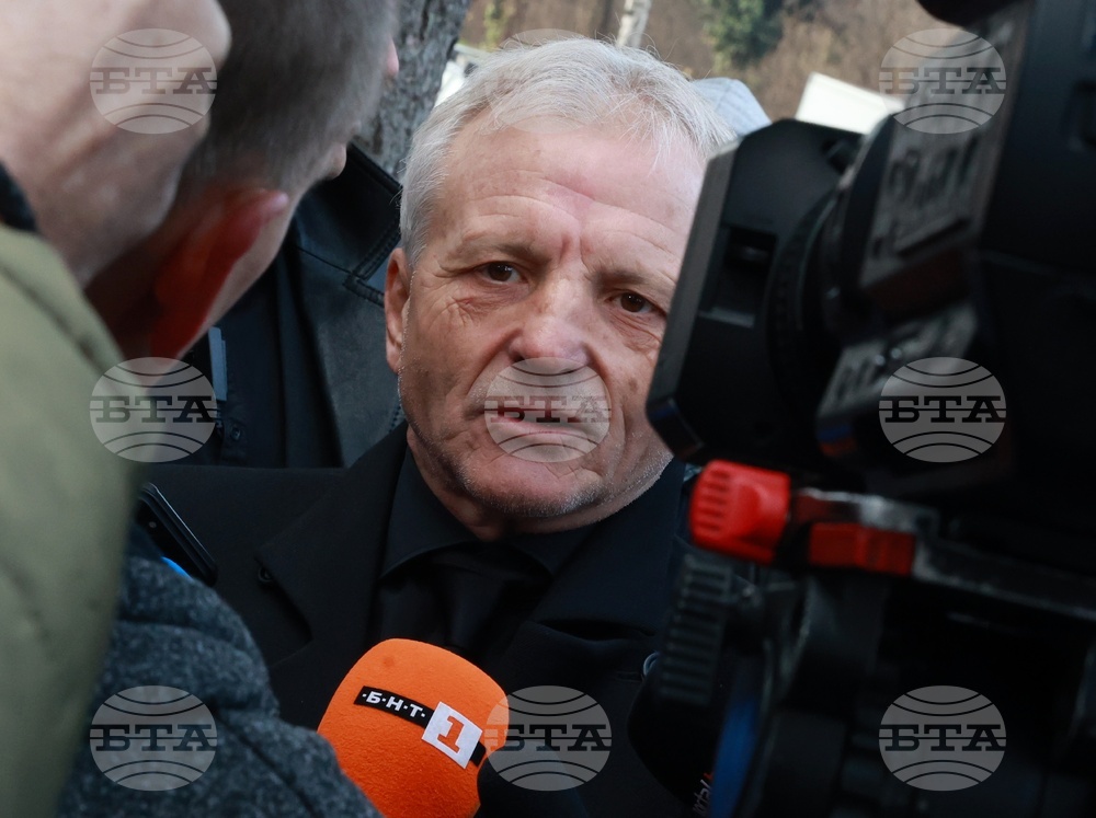 Национален стадион „Васил Левски“ - Боян Радев - поклонение