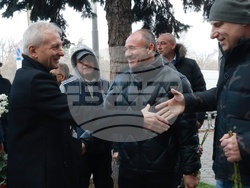 Национален стадион „Васил Левски“ - Боян Радев - поклонение