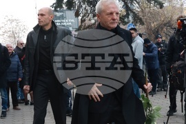 Национален стадион „Васил Левски“ - Боян Радев - поклонение