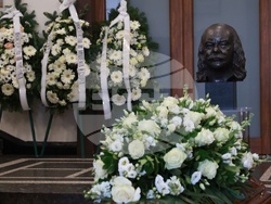 Национален стадион „Васил Левски“ - Боян Радев - поклонение