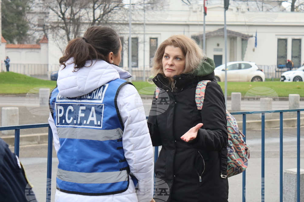 Румъния - Букурещ - президентски дворец Котрочени - демонстрация