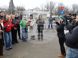 Румъния - Букурещ - президентски дворец Котрочени - демонстрация