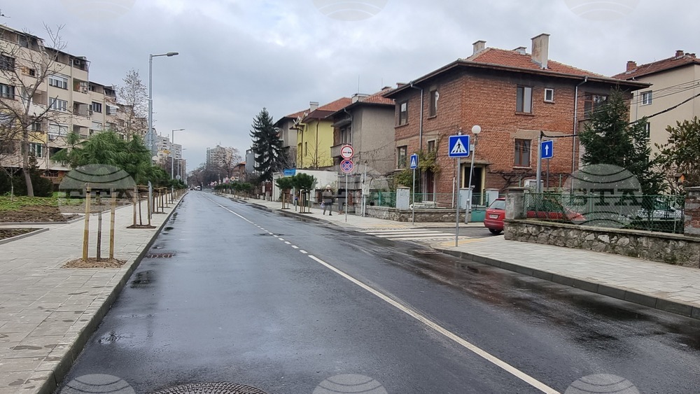 Пловдив - обновена улица - откриване