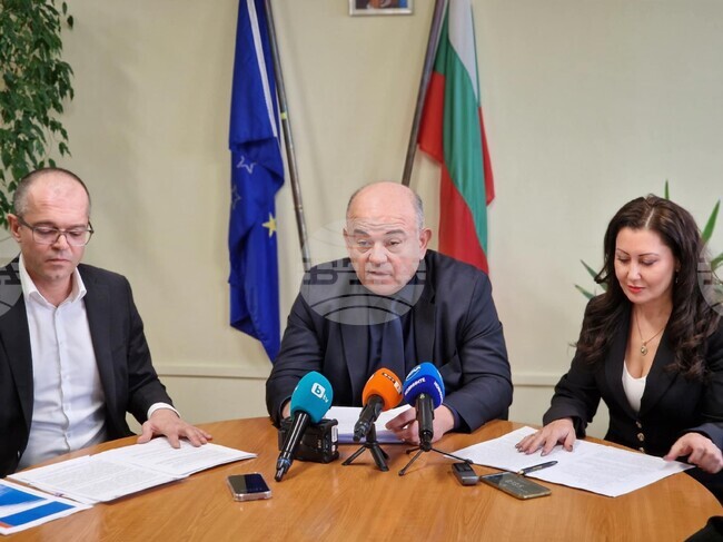 Потребителската кошница се задържа на равнището от 101 лева, отчете Владимир Иванов от Държавната комисия по стоковите борси и тържищата