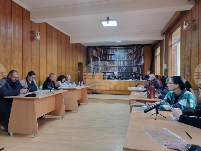 Общинският съвет в Брезник оттегли гласуването на измененията в Наредбата за определяне на местните такси и цени на услуги