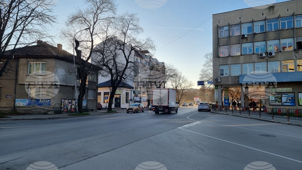 Областната дирекция на МВР предприема мерки за обществен ред и пътна безопасност в Търговище през празниците