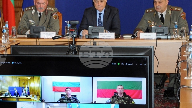 Outgoing Defence Minister Congratulates Military Personnel Participating in Missions and Operations Abroad