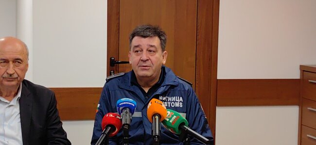 Агенция „Митници“: Обвиненият мъж за контрабанда на над 82 килограма марихуана, открити при митническа проверка в района на Дунав мост –Русе, остава в ареста