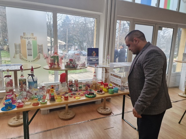 Общинските съветници в Кубрат подкрепиха благотворителната кауза „От деца за деца“