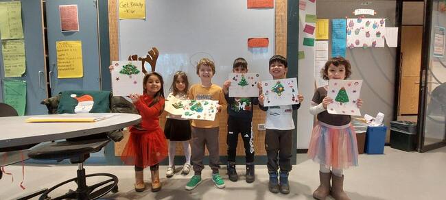 Ученици от първо ниво в Българския просветен център „Иван Вазов“ в Копенхаген участваха в занятия, свързани със зимните празници