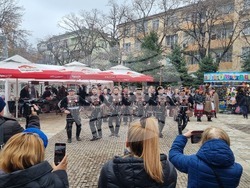 Търговище - коледари - ансамбъл „Мизия“