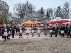 Търговище - коледари - ансамбъл „Мизия“