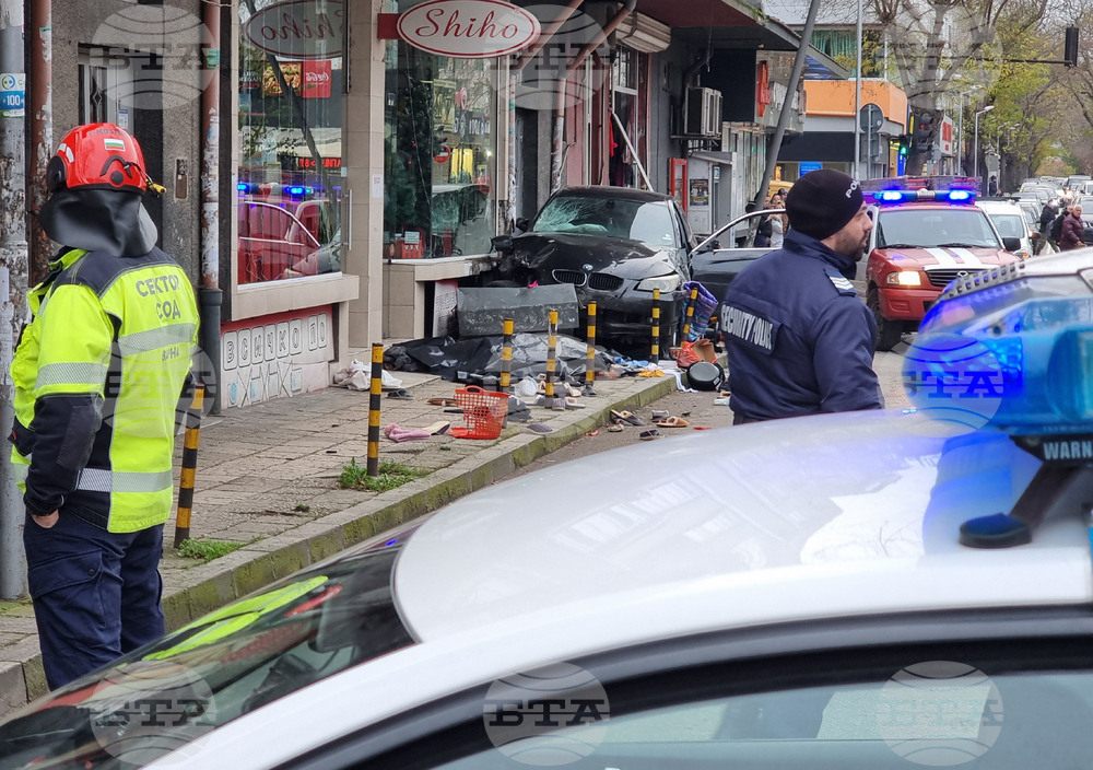 Загинал е един човек, а 17 са ранени при пътни инциденти през изминалото денонощие в страната