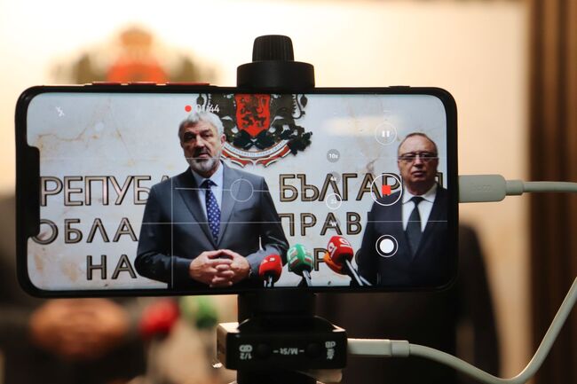 Областният управител Драгомир Драганов отчете успешна година по време на среща с медиите в Русенско