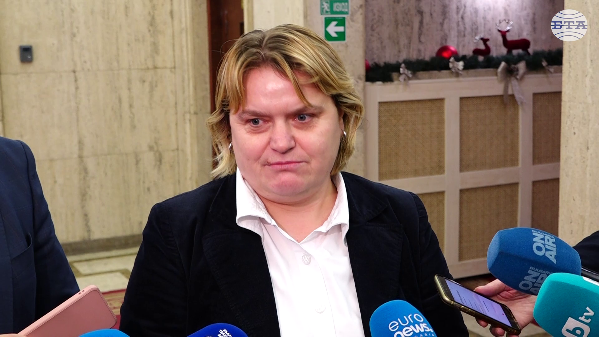 Около 200 000 „зелени билета“ за пътуване в градския транспорт са продадени за три дни, съобщиха от Столичната община