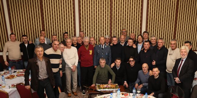 ЦСКА организира коледен обяд за ветераните на клуба