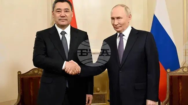 КАБАР: Президентът на Киргизстан се срещна с Владимир Путин в Санкт Петербург 