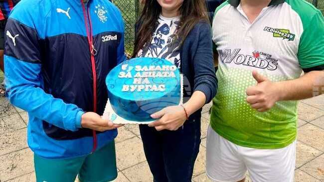 Два климатика, седем перфузора, 10 инхалатора, спално бельо и консумативи е дарението на организаторите на турнира по футбол "Заедно за децата на Бургас"