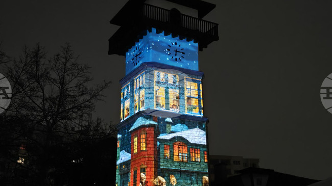 Със спектакълa "Коледуване в Добруджа" и 3D мапинг върху часовниковата кула завърши празничната програма в “Стария Добрич”