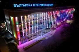 Българска телеграфна агенция - сграда - празнично новогодишно осветление