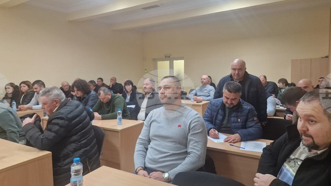 Обучения, учения и разяснителни кампании са заложени като дейности в Програмата за намаляване на риска от бедствия на Община Исперих