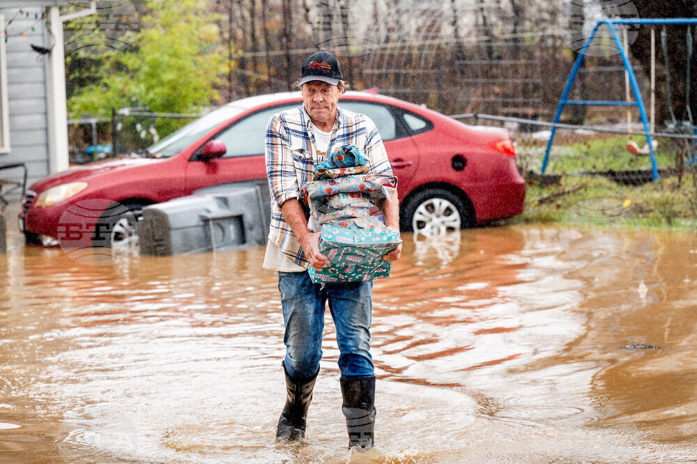 APTOPIX Extreme Weather California