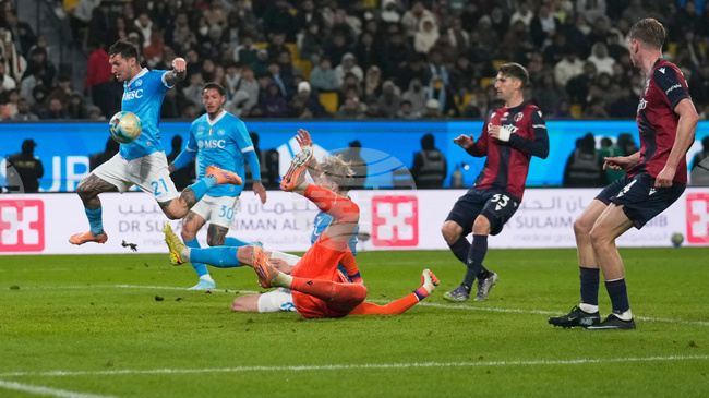 Нападателят на Наполи Матео Политано: „Можехме да отбележим още няколко гола, но сме доволни от победата“