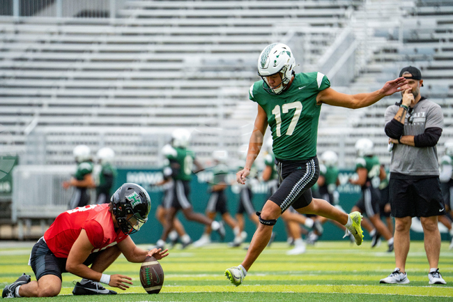 Hawaii Japanese Kicker Football