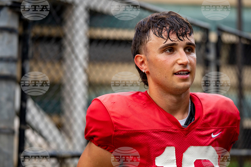 Hawaii Japanese Kicker Football