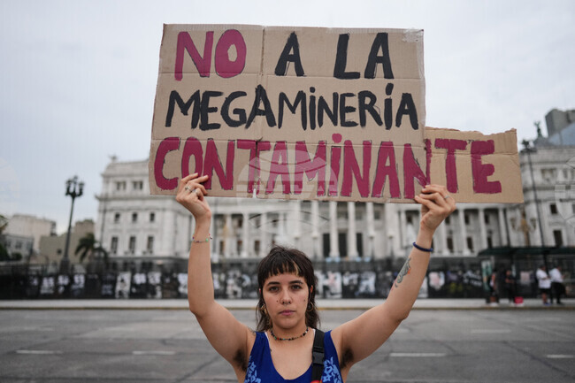 Argentina Glaciers Protest
