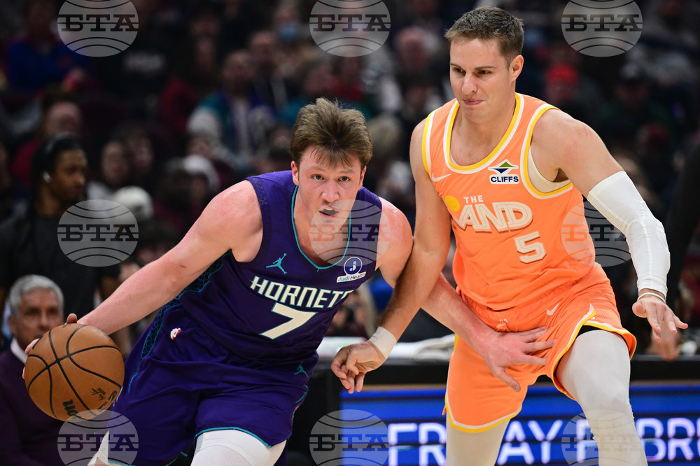 Hornets Cavaliers Basketball