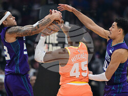 Hornets Cavaliers Basketball