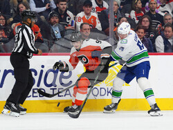 Canucks Flyers Hockey