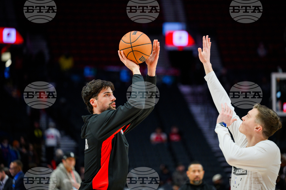 Pistons Trail Blazers Basketball