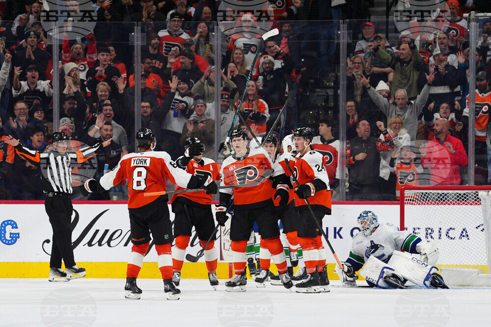 Canucks Flyers Hockey