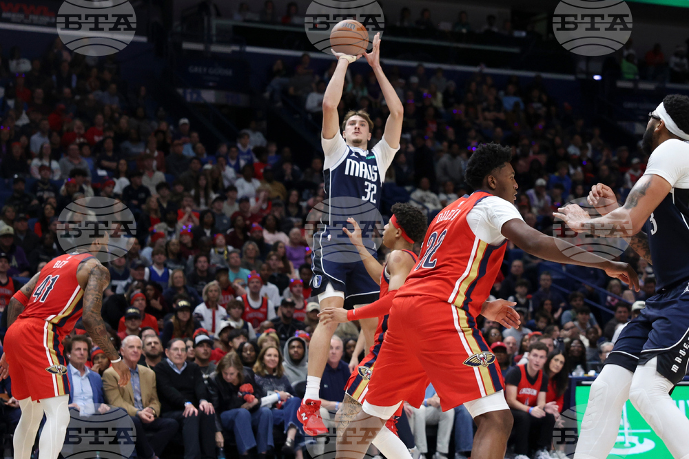 Mavericks Pelicans Basketball