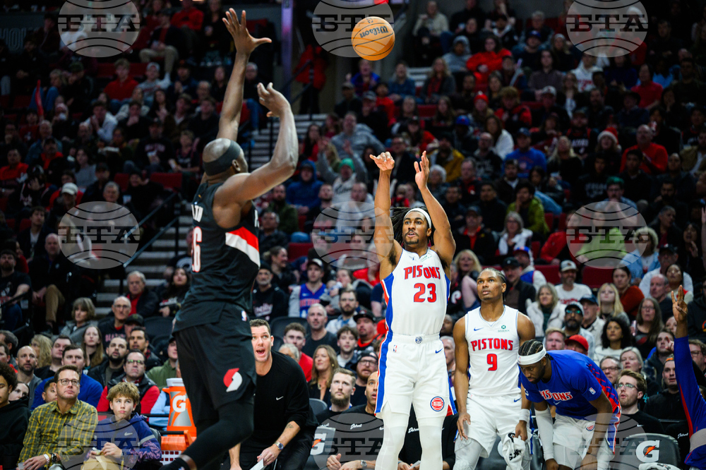 Pistons Trail Blazers Basketball