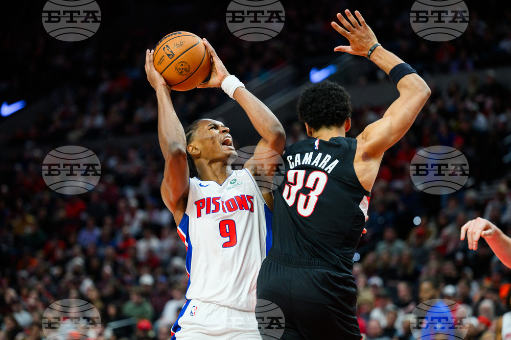 Pistons Trail Blazers Basketball