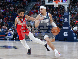 Mavericks Pelicans Basketball