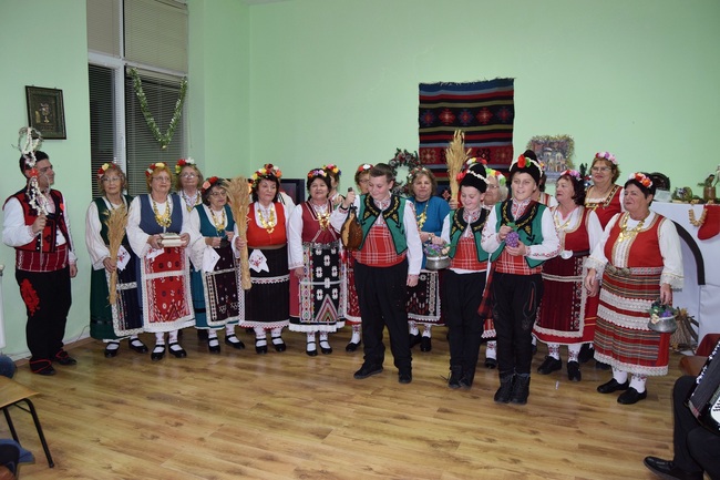 Община Каварна: Коледен концерт в Клуб на пенсионера „Радка Чаушева“