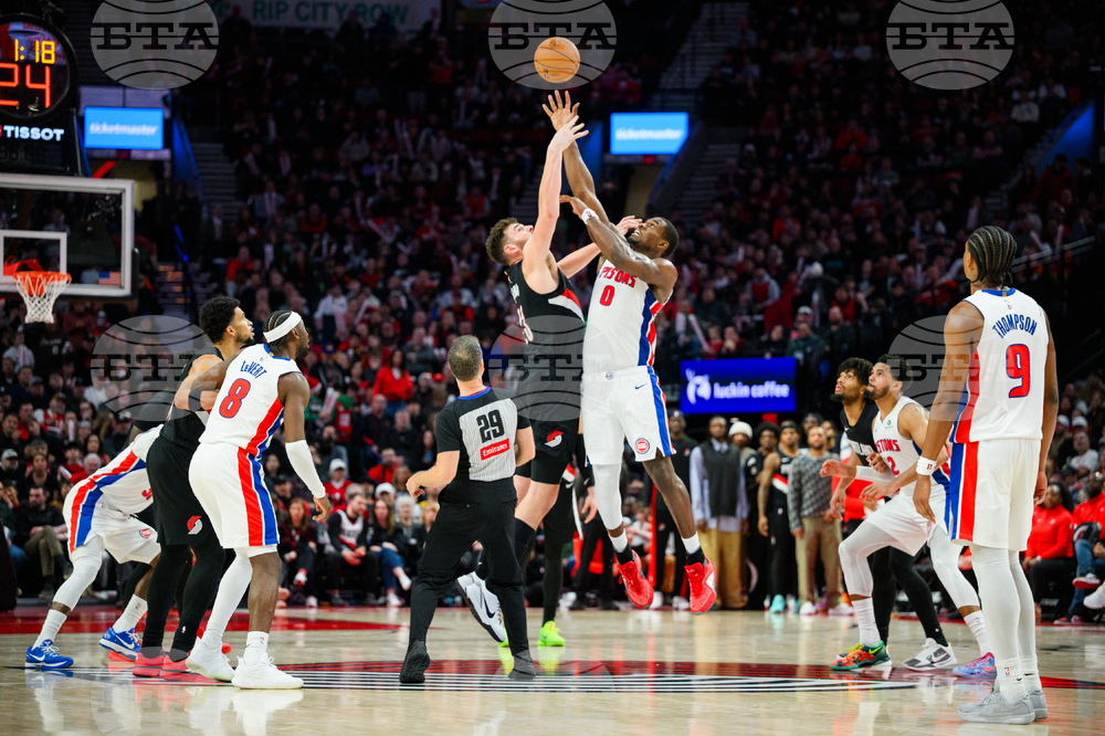Pistons Trail Blazers Basketball