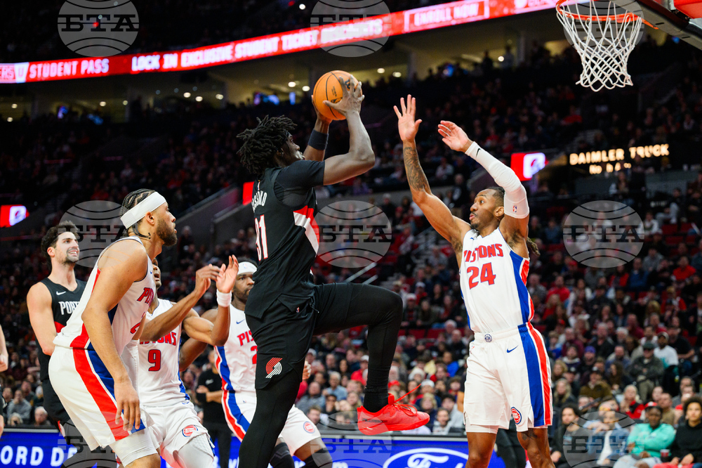 Pistons Trail Blazers Basketball