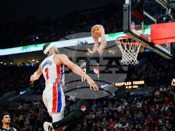 Pistons Trail Blazers Basketball