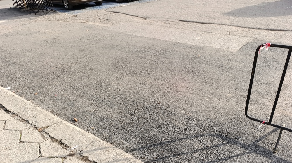 Община Шумен: Над 20 локации с дупки по улиците в Шумен са вече изкърпени