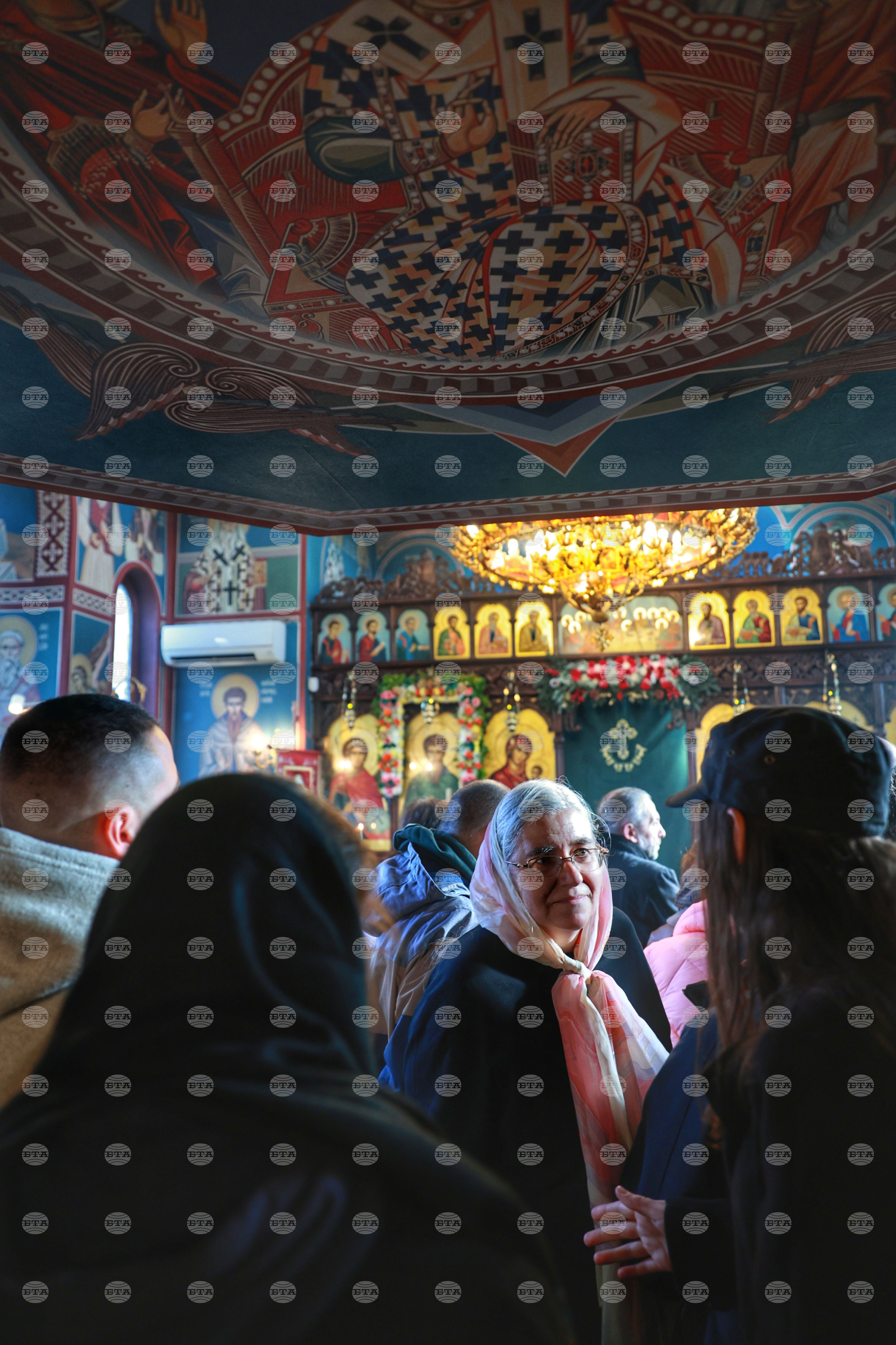 Храм „Св. Наум Охридски" - литургия за празника на преподобния Наум Охридски