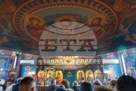 Храм „Св. Наум Охридски" - литургия за празника на преподобния Наум Охридски