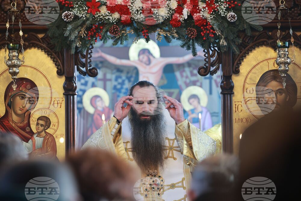 Храм „Св. Наум Охридски" - литургия за празника на преподобния Наум Охридски