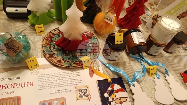 С аромат на Коледа – какви ръчно изработени подаръци предлагат социални предприятия за празниците