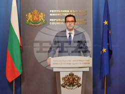 Министерски съвет - Даниел Митов - брифинг