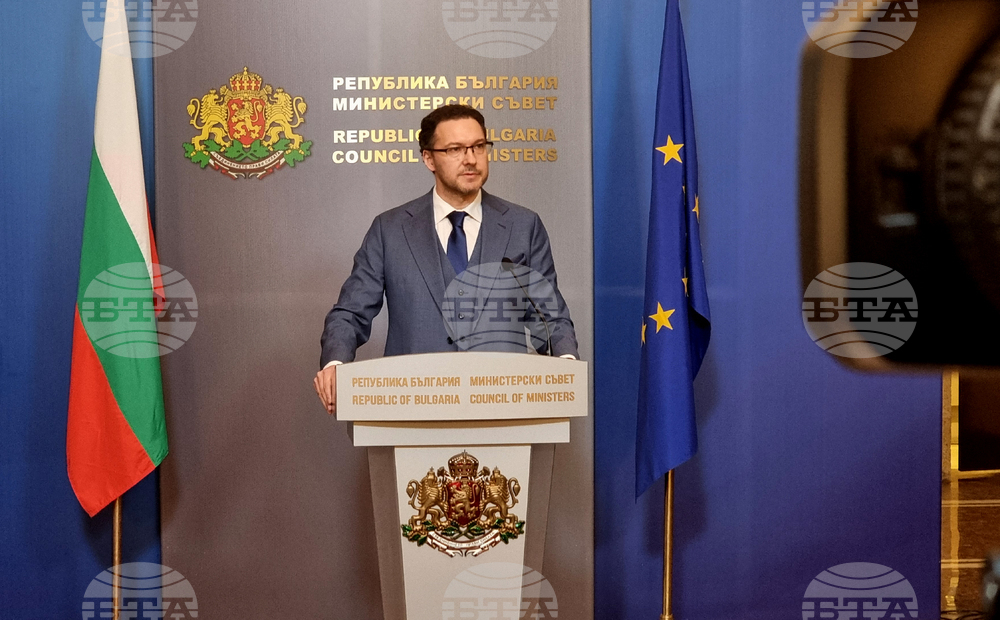 Министерски съвет - Даниел Митов - брифинг